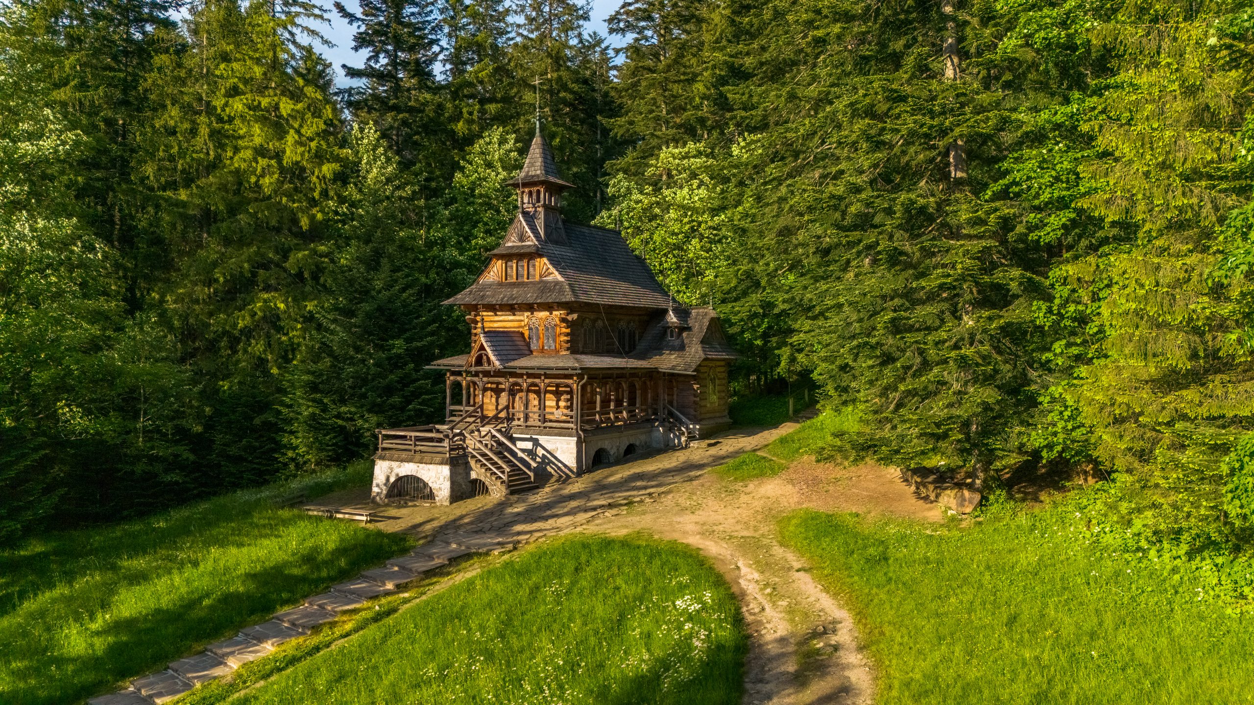 Warsaw & Krakow Tour PLUS offer image